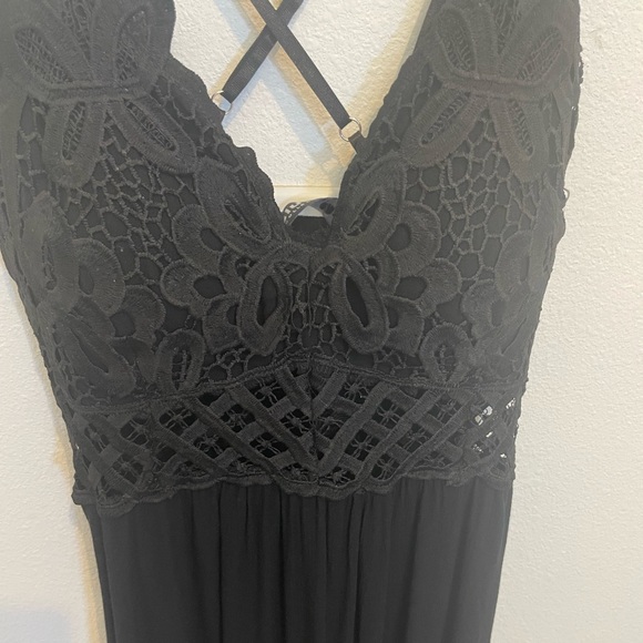 NWT Women’s Blue B Collection Black Holly Lacy Dress Size Medium - Picture 2 of 11